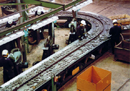 Vibratory conveyor 振動輸送機